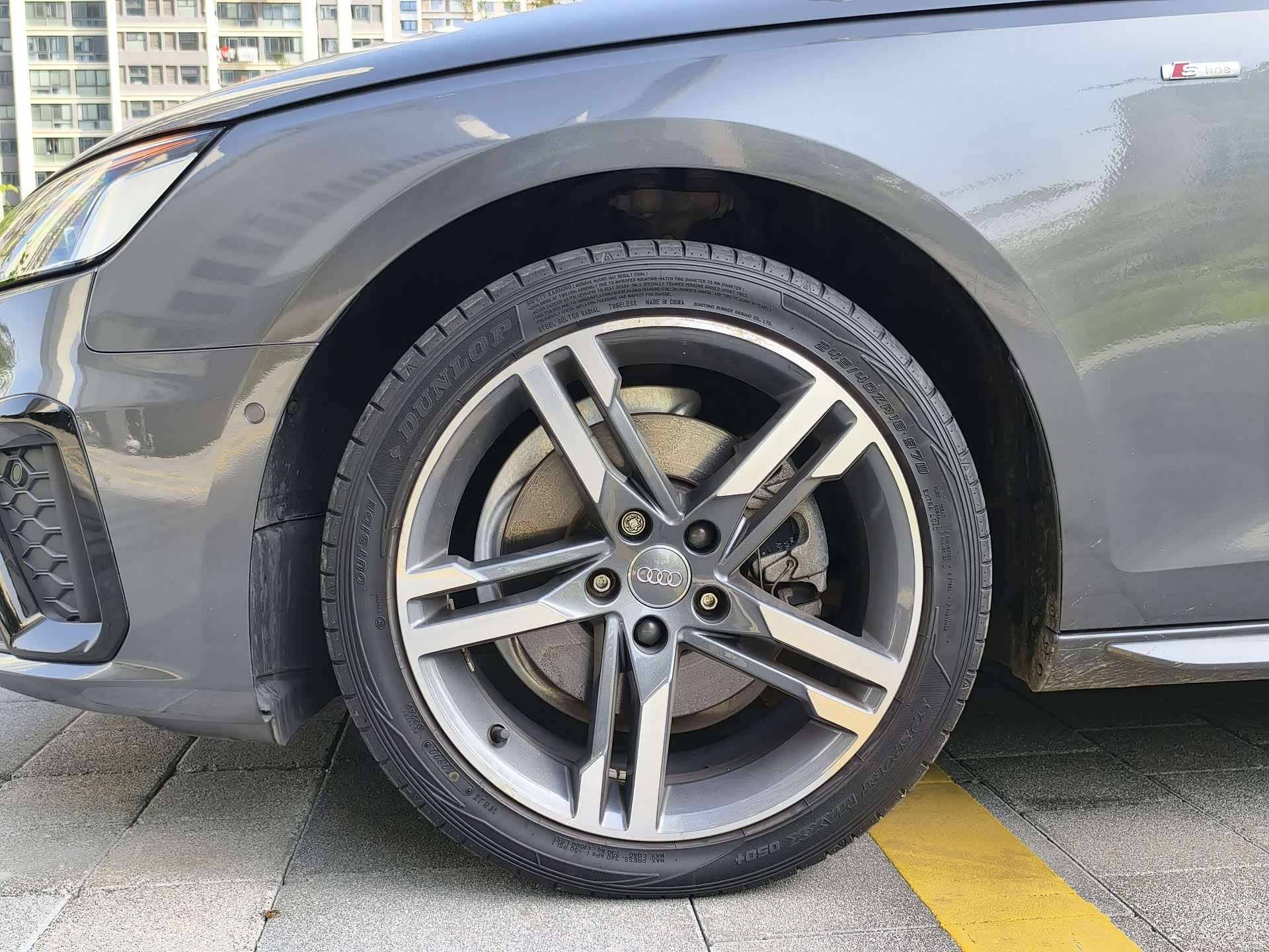 Audi A4L, 2020 4