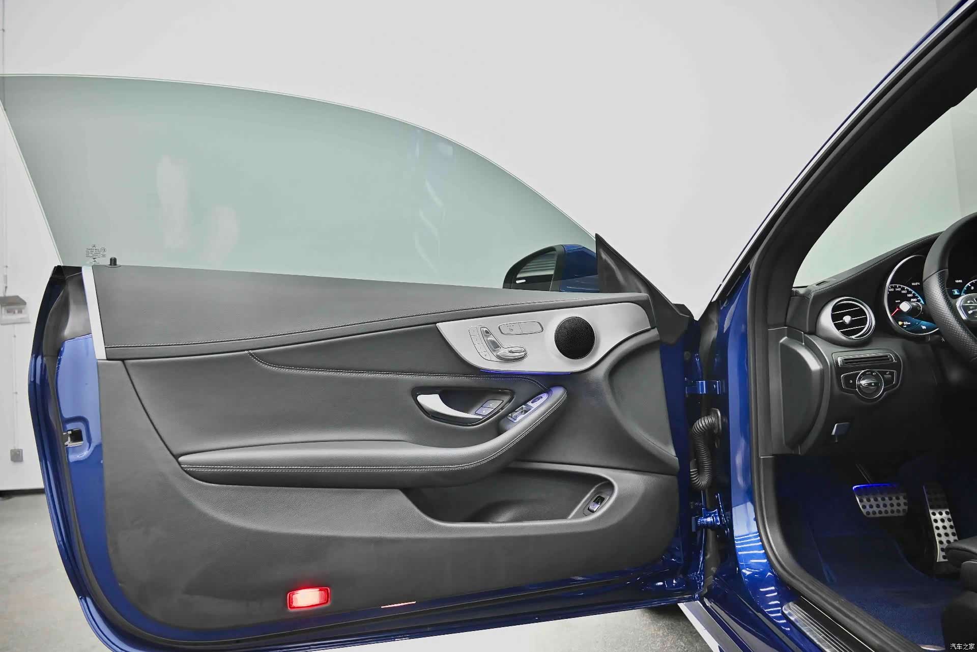 Mercedes-Benz C-Class, 2022 11