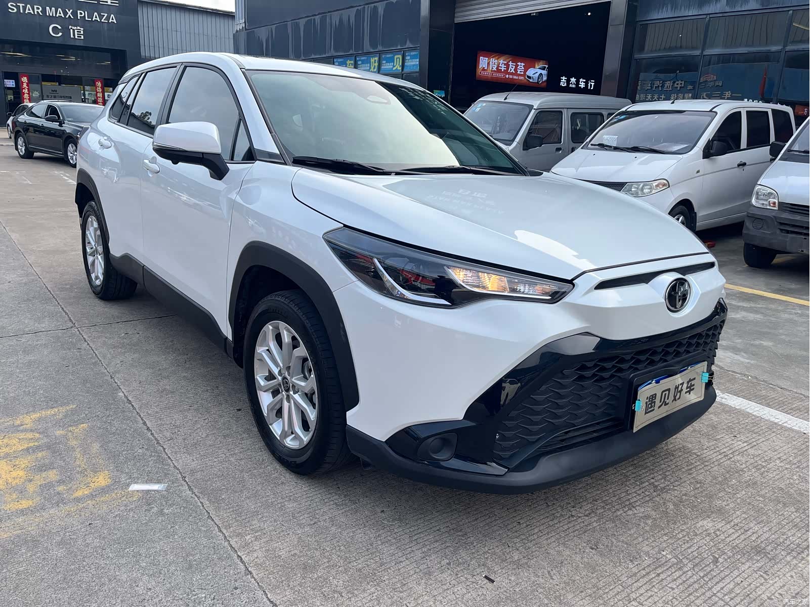 Toyota Frontlander, 2024 3