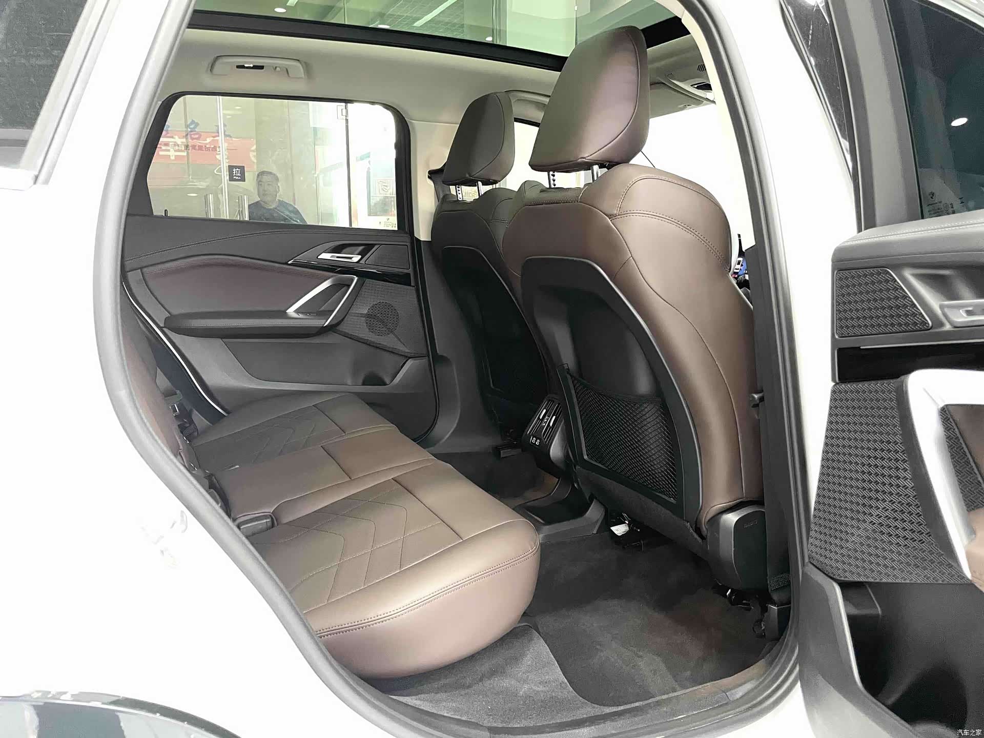 BMW X1, 2023 13