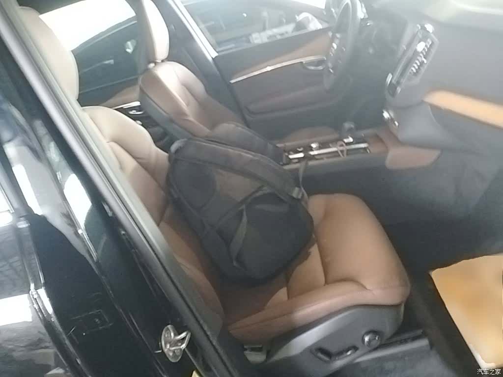 Volvo XC90, 2024 25
