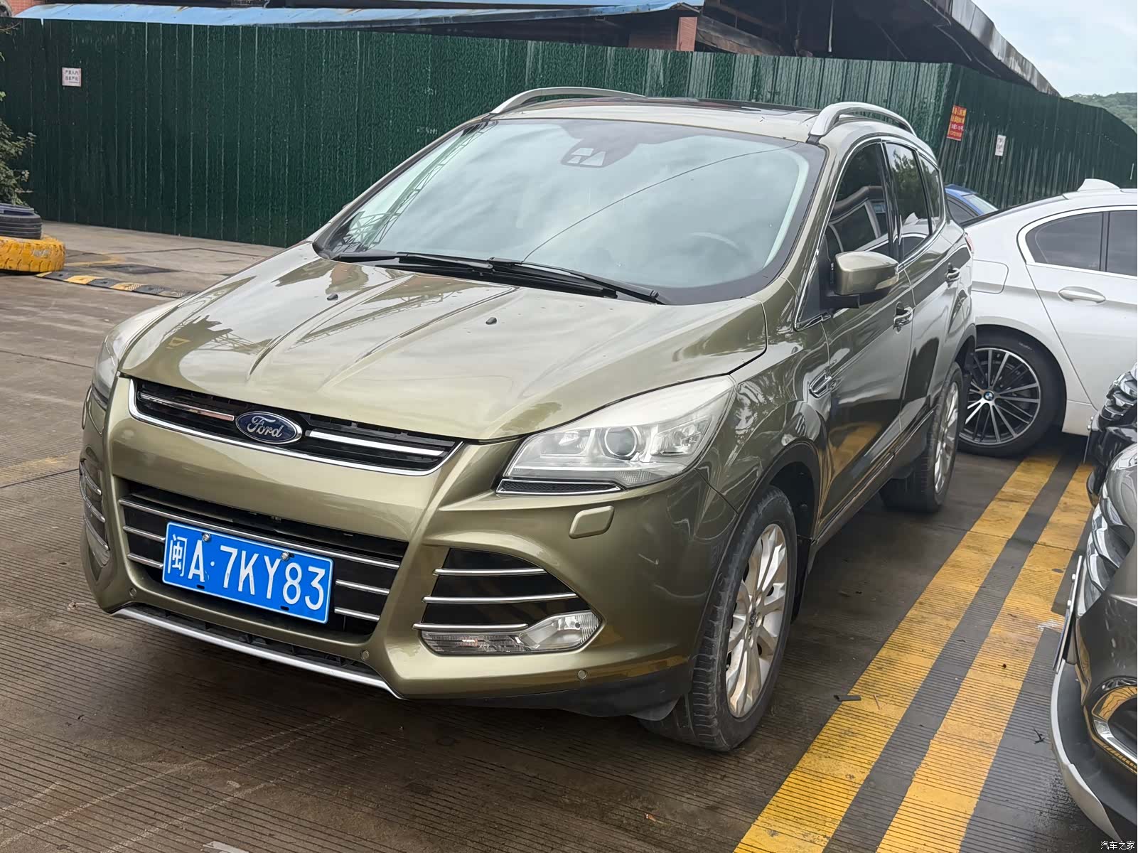 Ford Kuga, 2014 1
