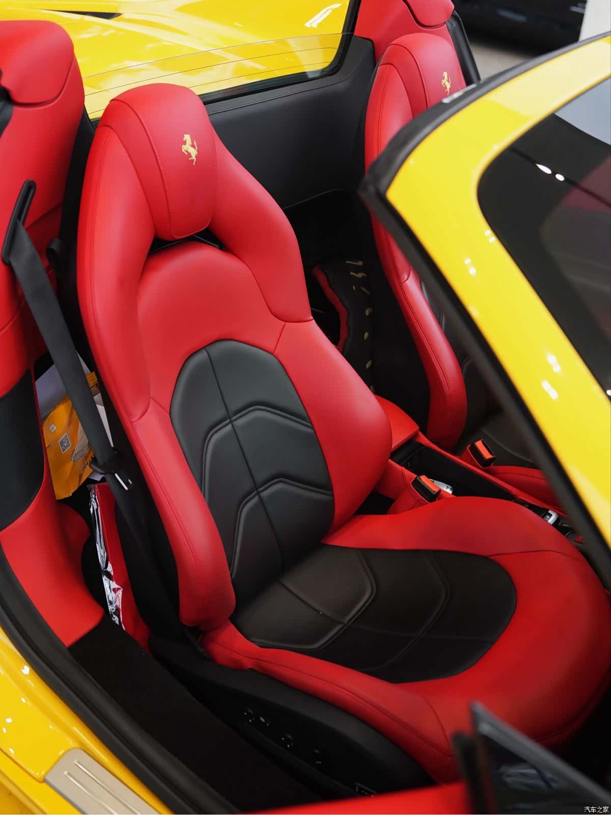 Ferrari 488, 2018 14