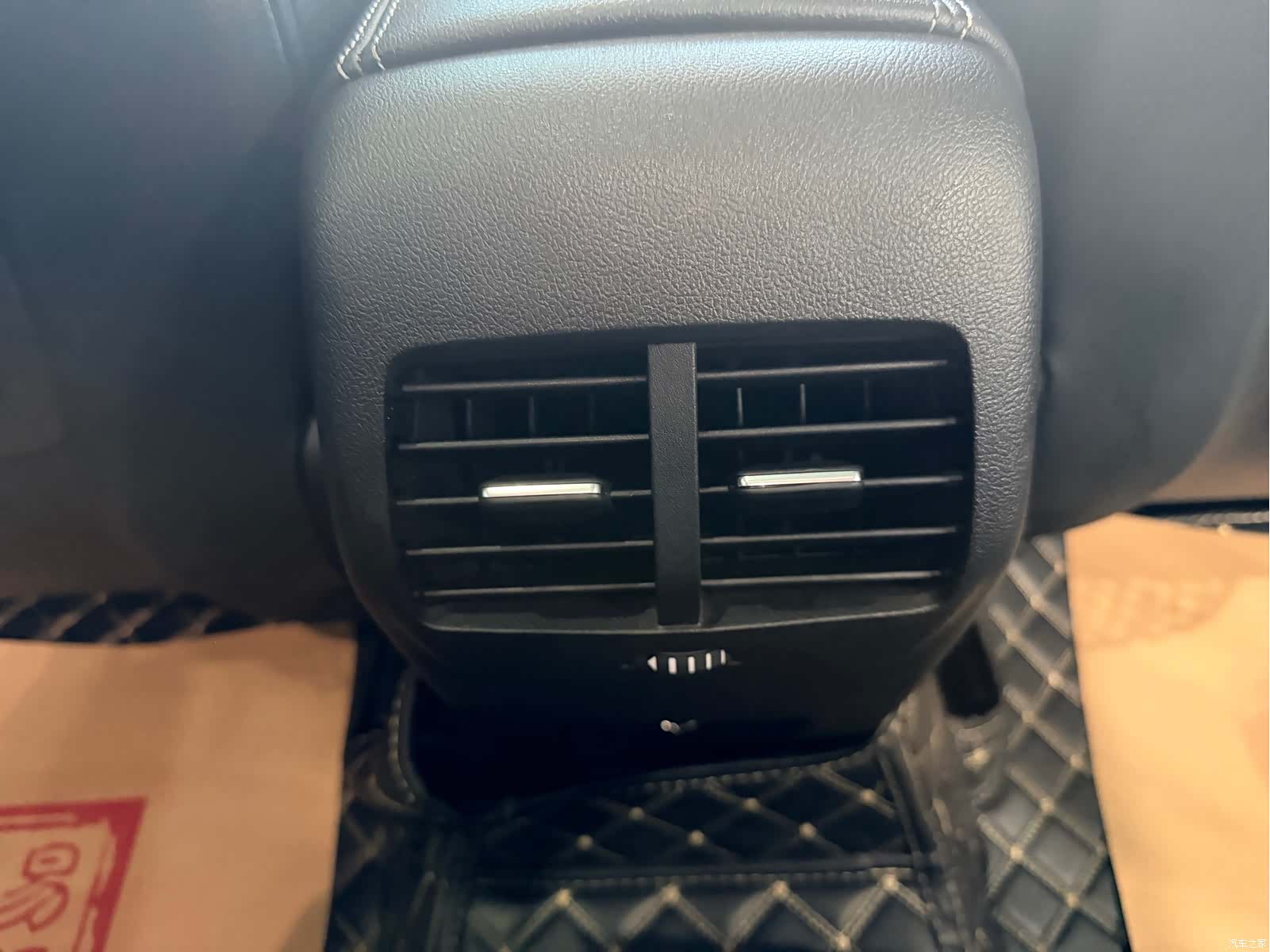 Ford Focus, 2018 11