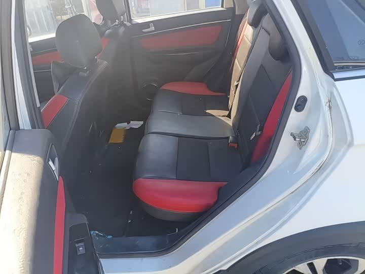 BAIC Senova X25 2017 1.5L АКПП jing ying dao hang ban