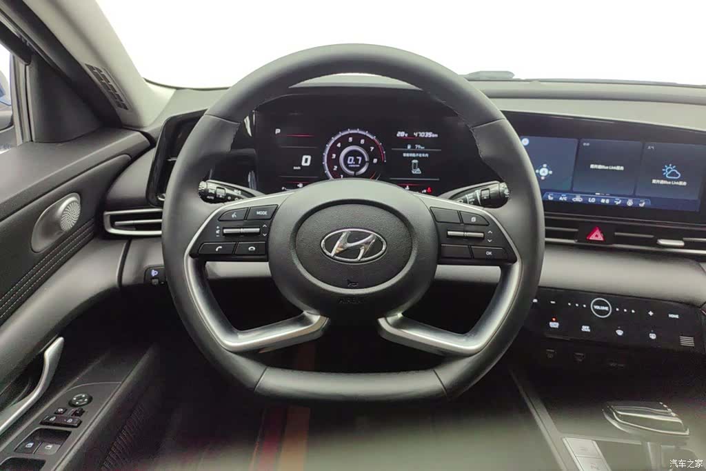 Hyundai Elantra, 2021 15