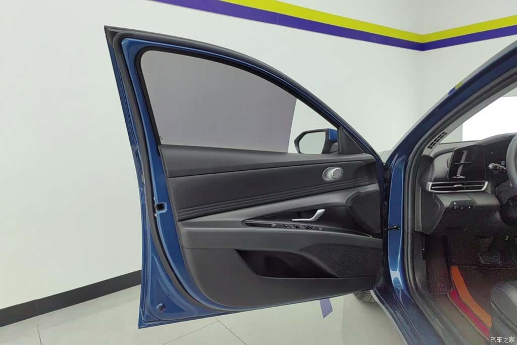 Hyundai Elantra, 2021 7