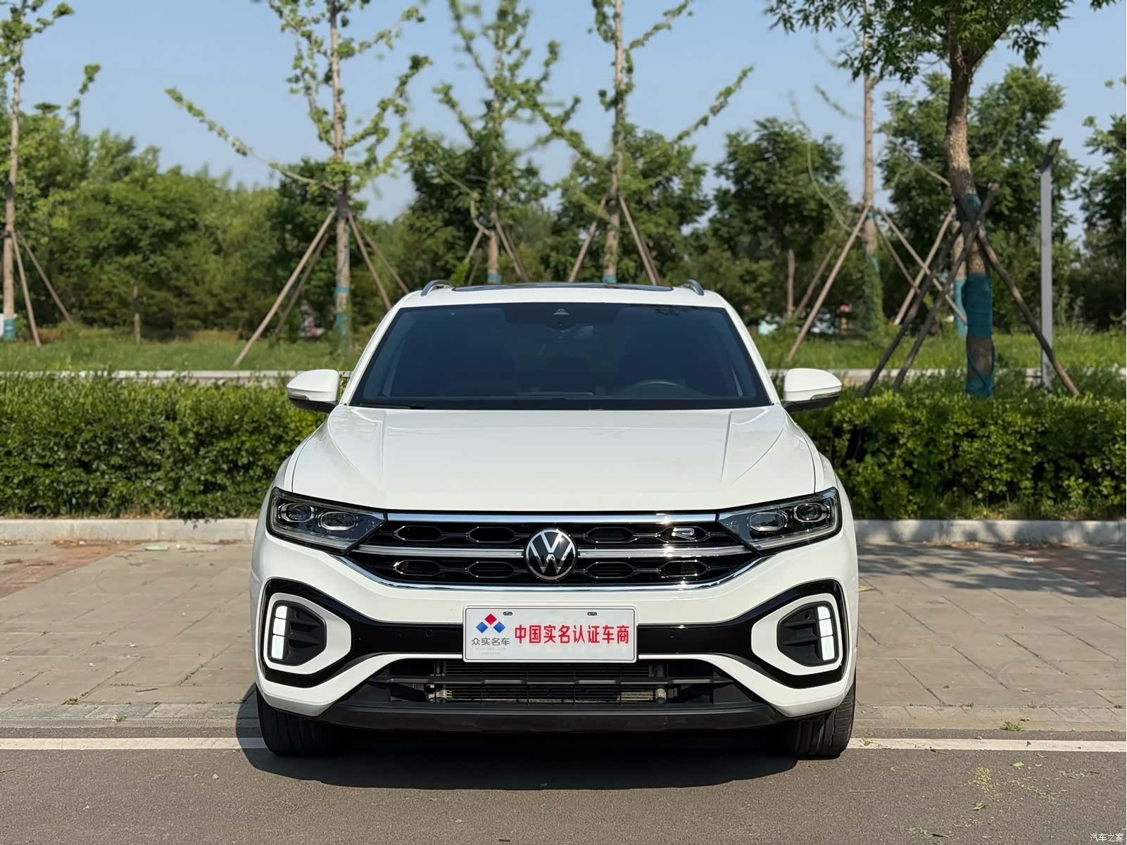 Volkswagen T-ROC, 2024 2
