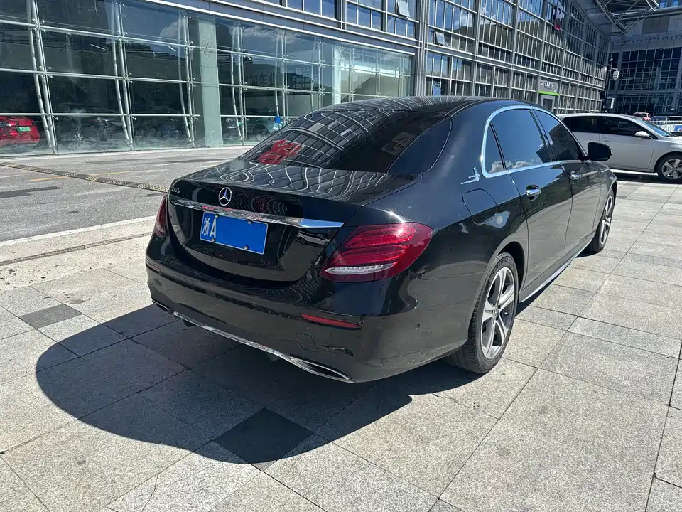Mercedes-Benz E-class Mercedes-Benz E-class