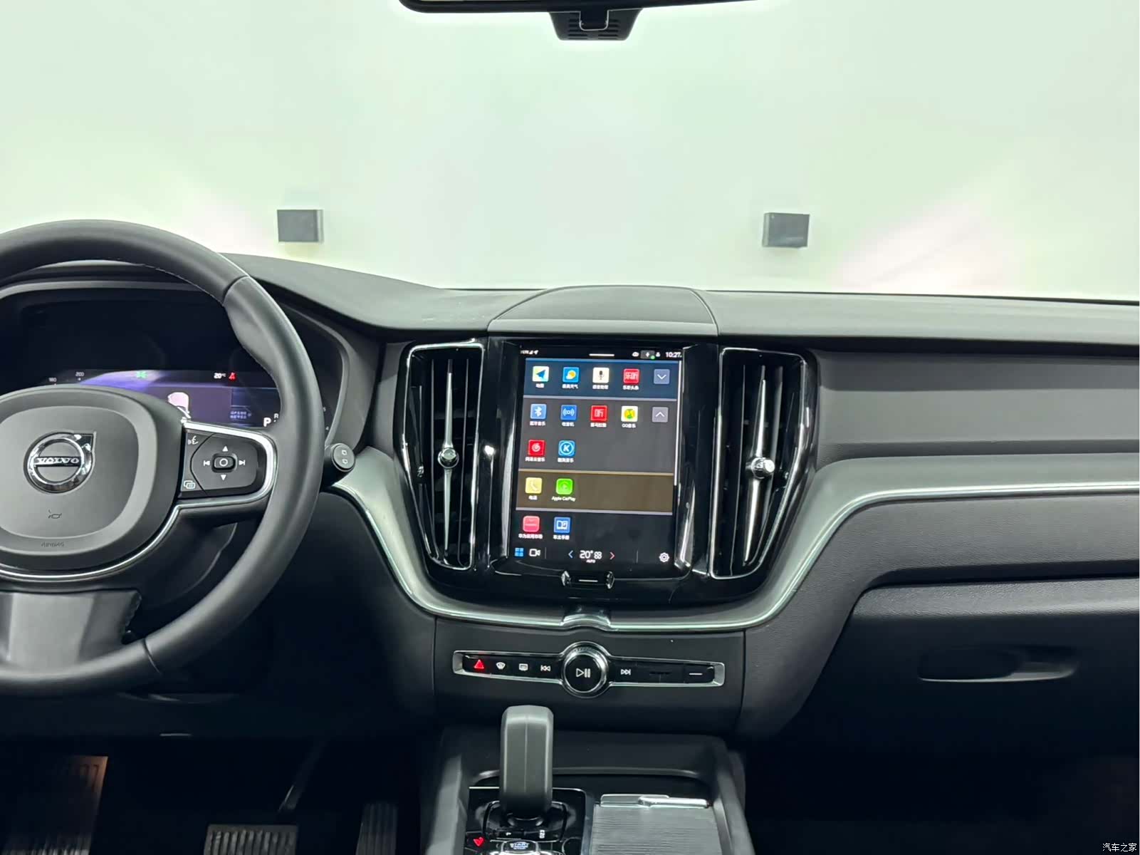 Volvo XC60, 2023 12