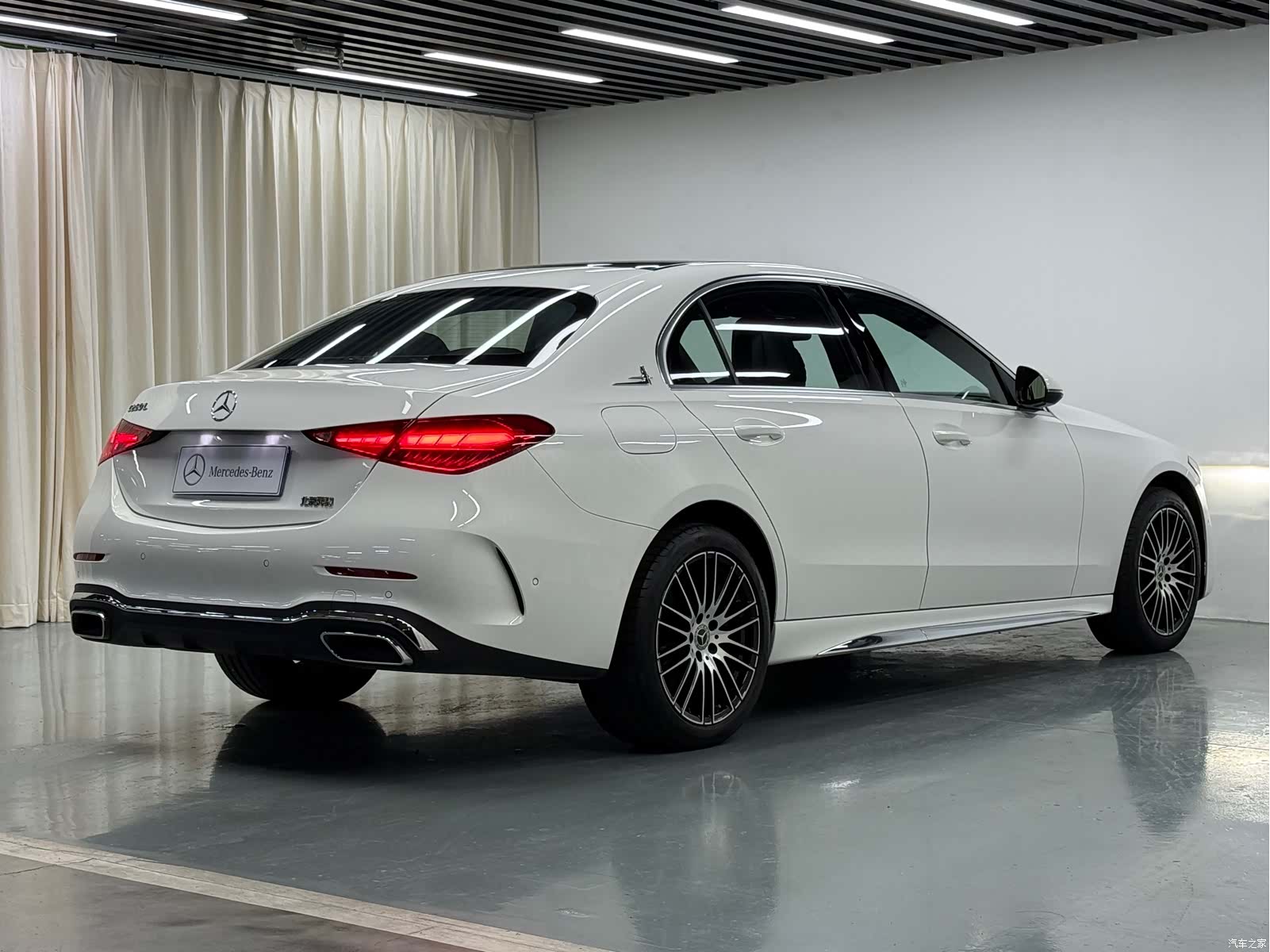 Mercedes-Benz C-Class, 2024 23