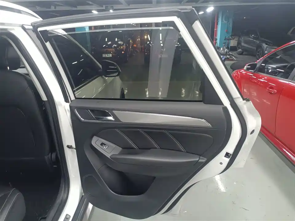 Roewe RX5 Roewe RX5