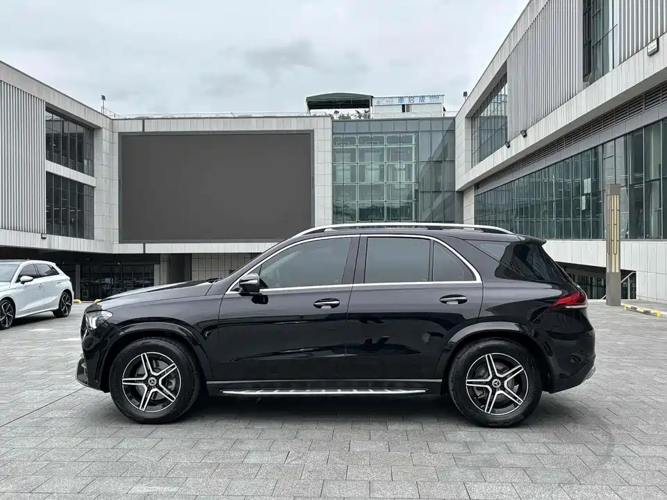 Mercedes-Benz GLE Mercedes-Benz GLE