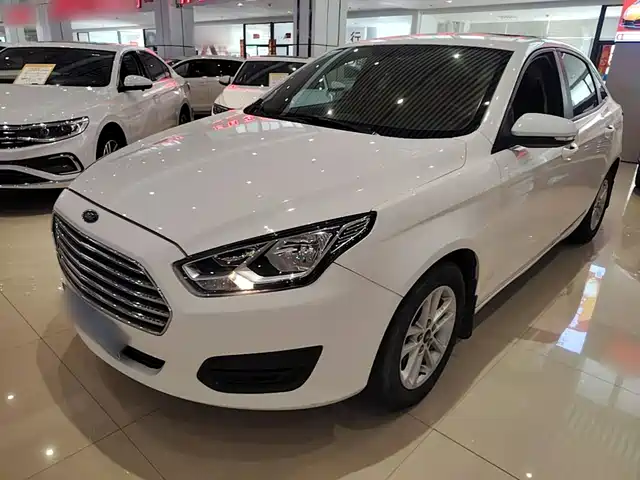 Ford Focus 2020 — купить из Китая под заказ