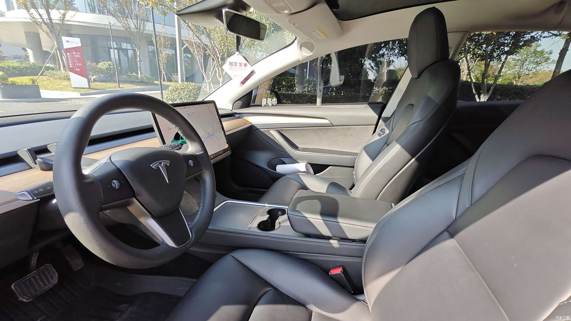 Tesla Model 3, 2021 12