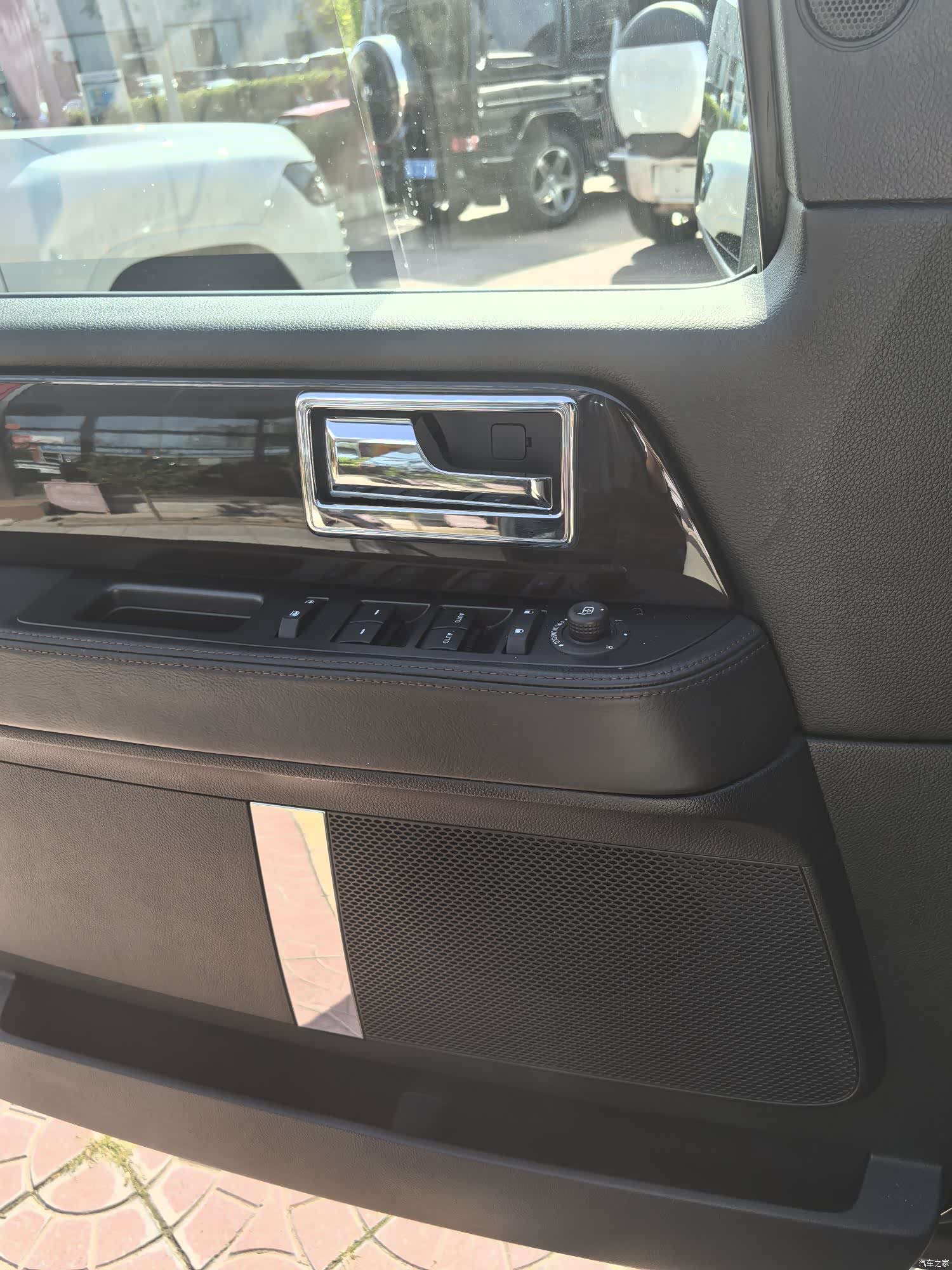 Lincoln Navigator, 2017 11