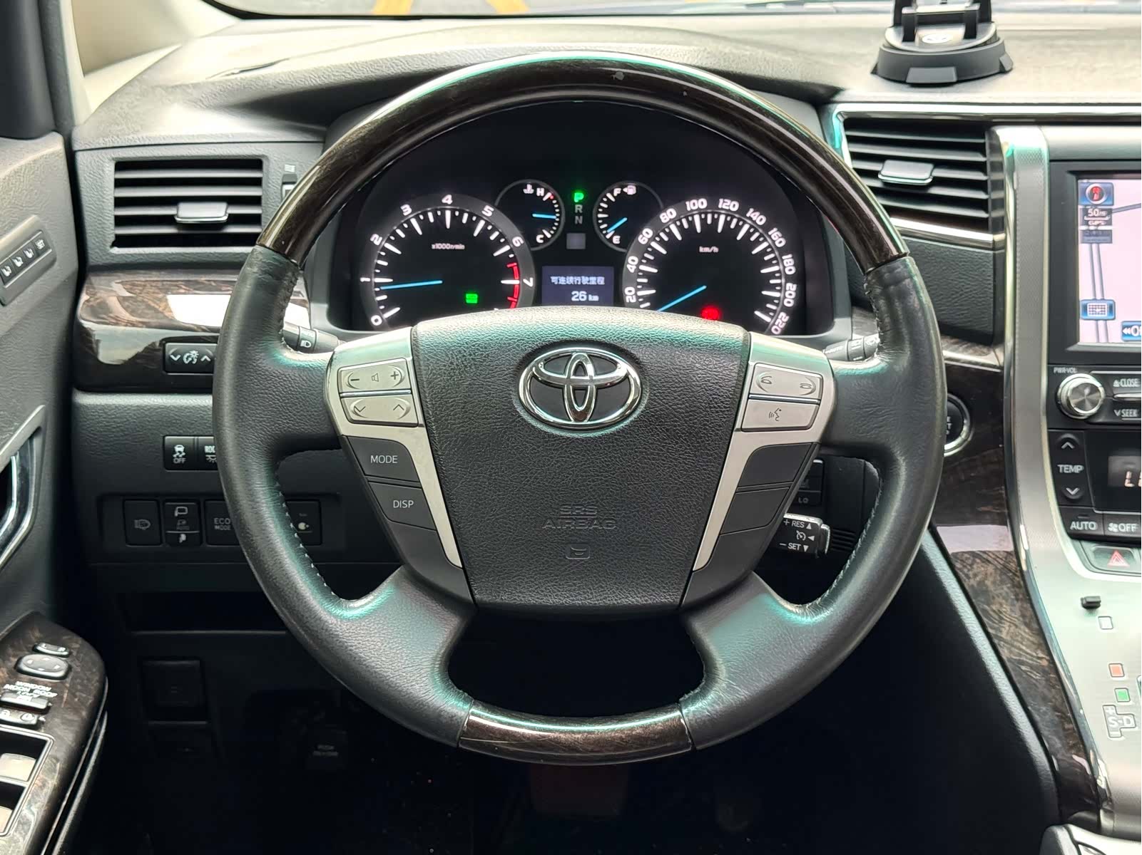 Toyota Alphard, 2014 6
