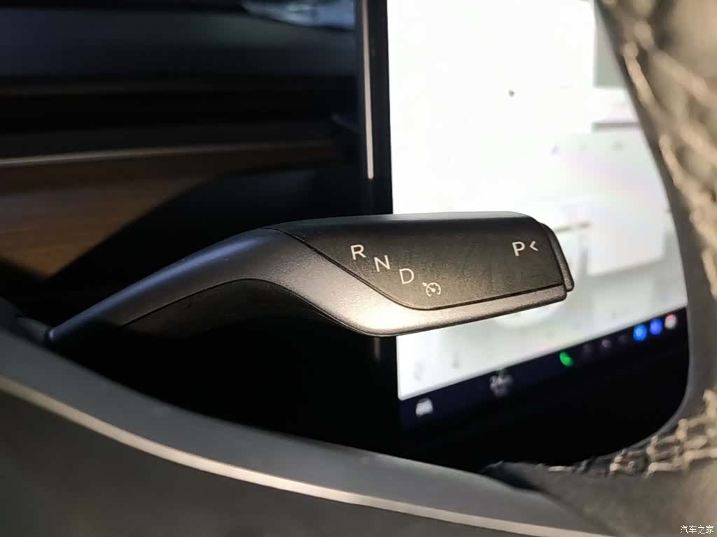 Tesla Model Y, 2021 14