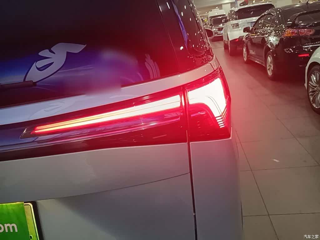 Buick GL8, 2025 8