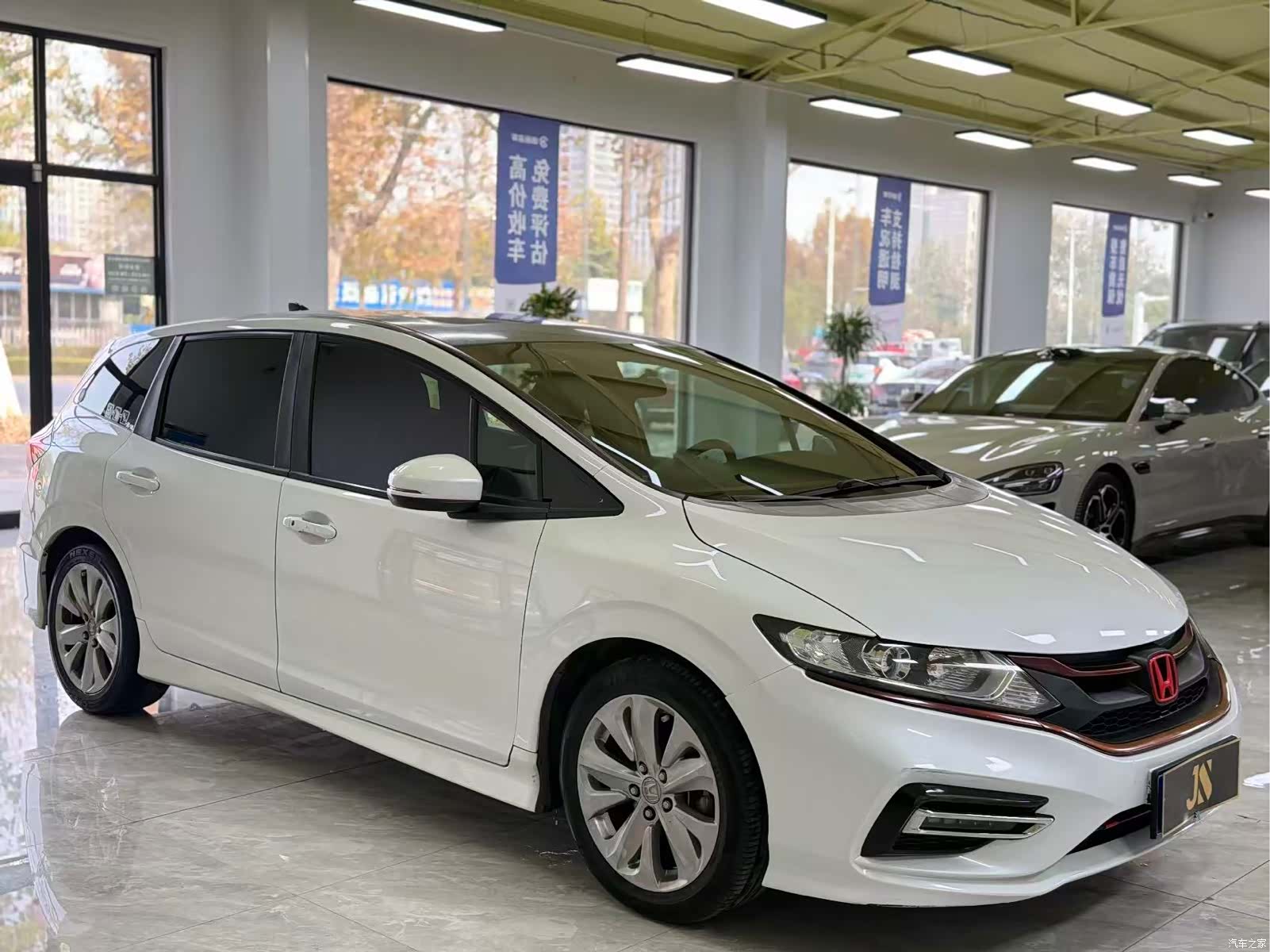 Honda Jade, 2018 3