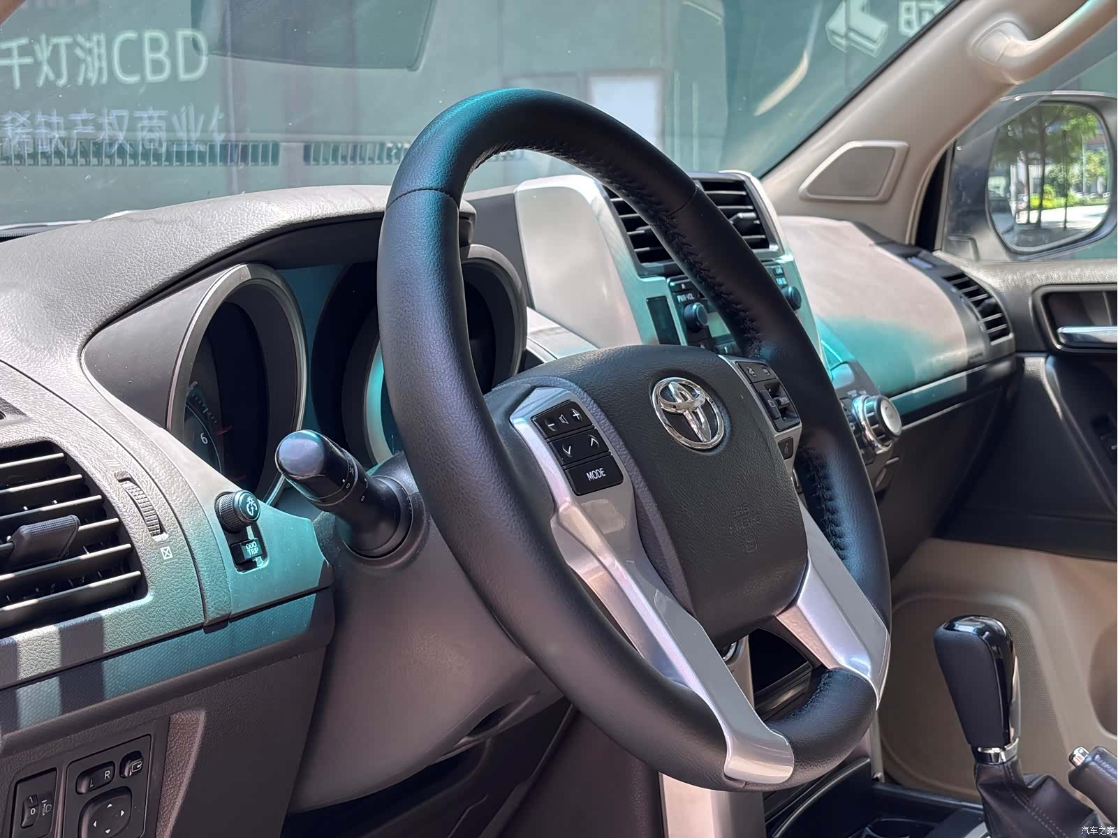 Toyota Prado, 2012 10