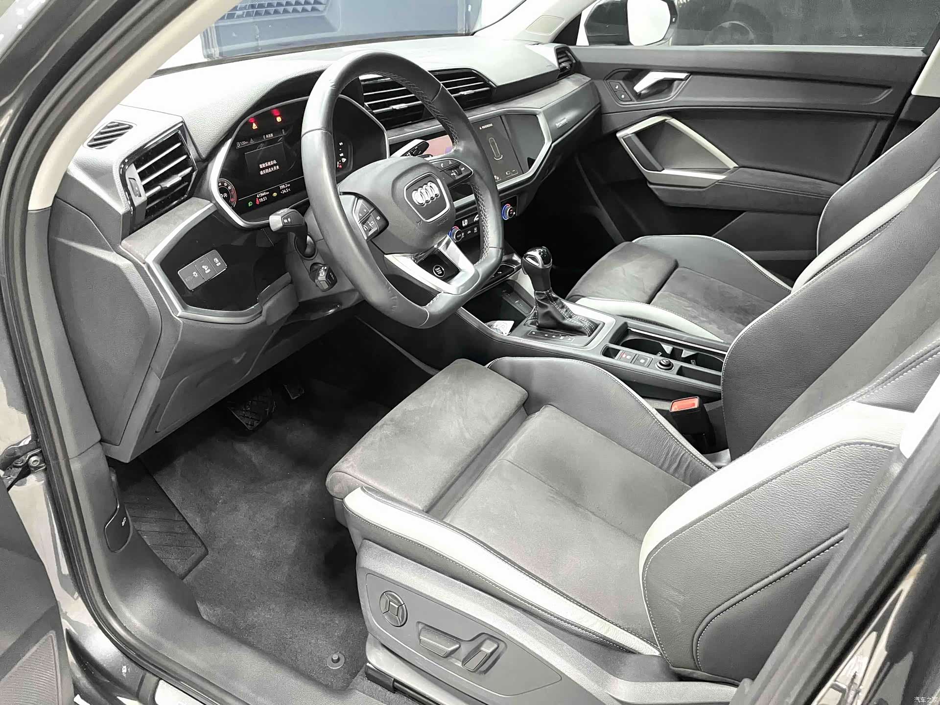 Audi Q3, 2023 7