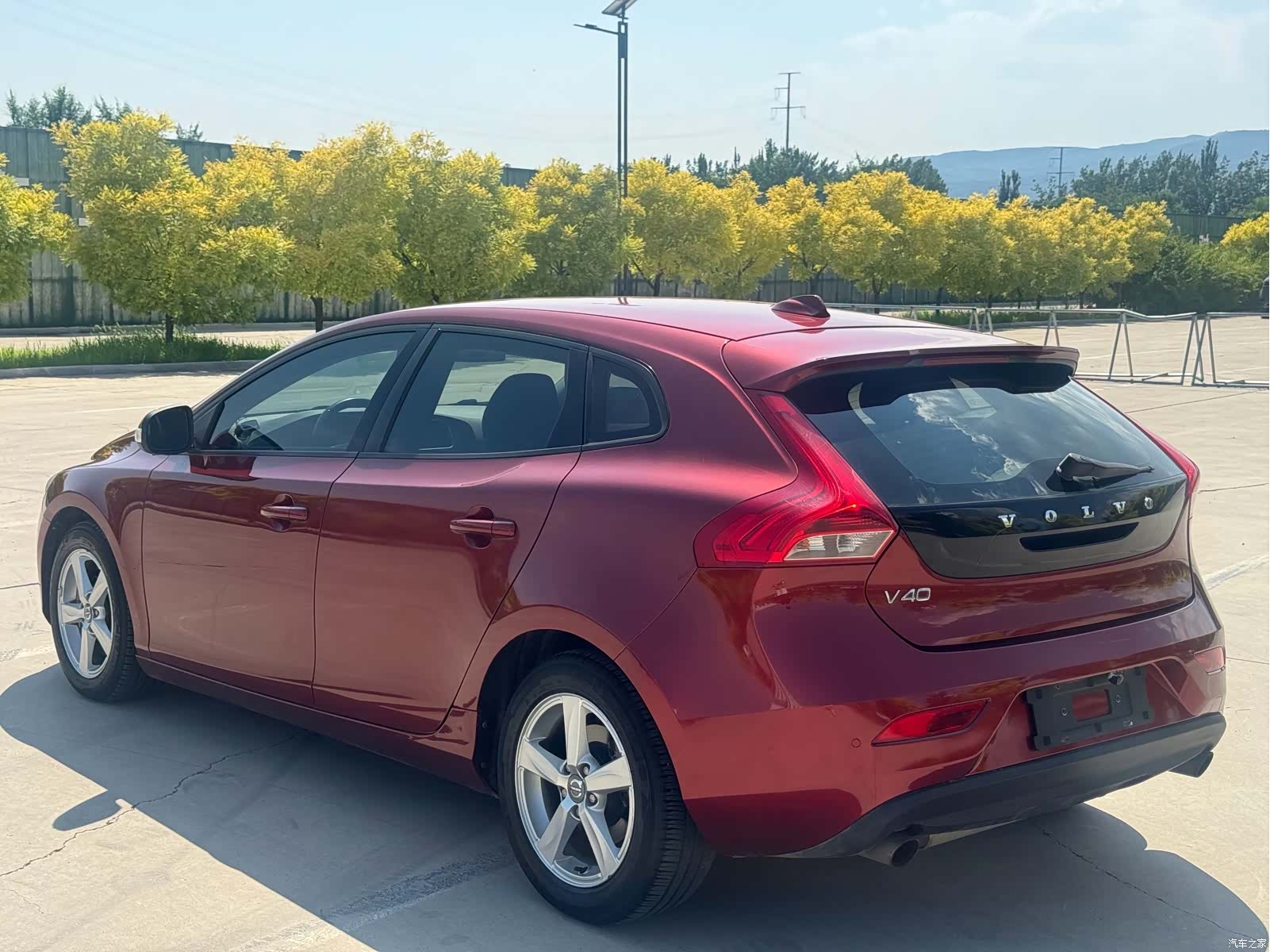 Volvo V40, 2014 17