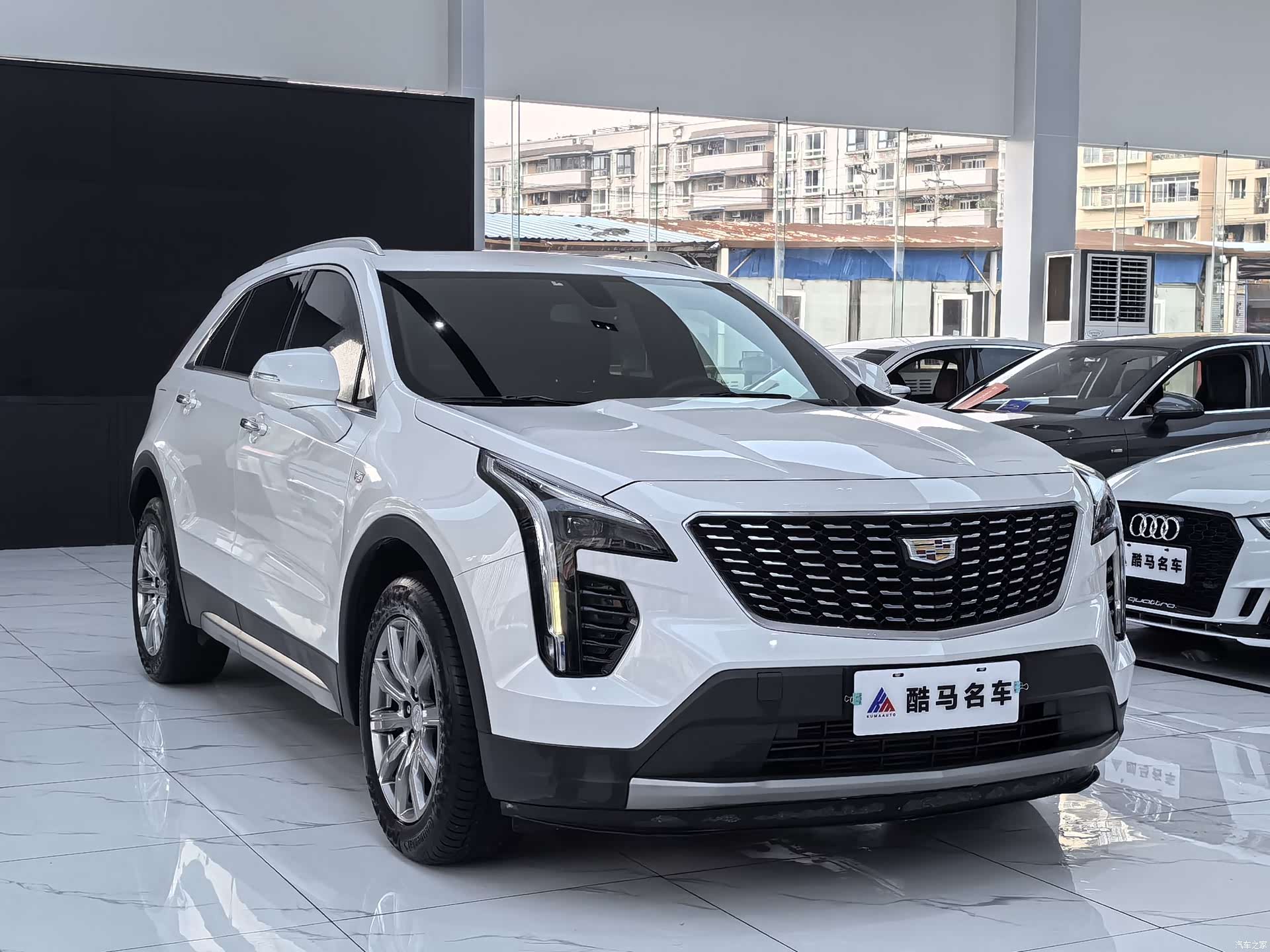 Cadillac XT4, 2021 3
