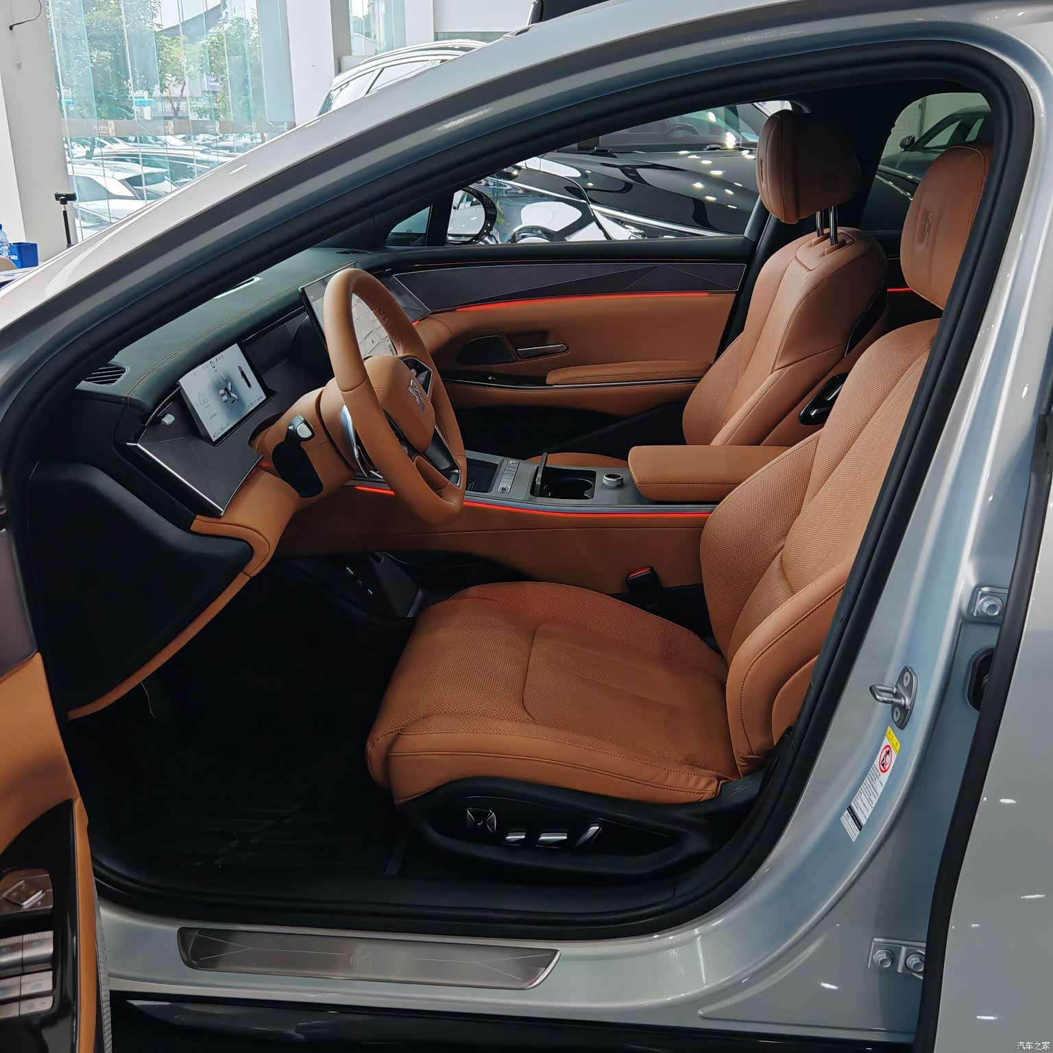 BYD Han, 2025 11