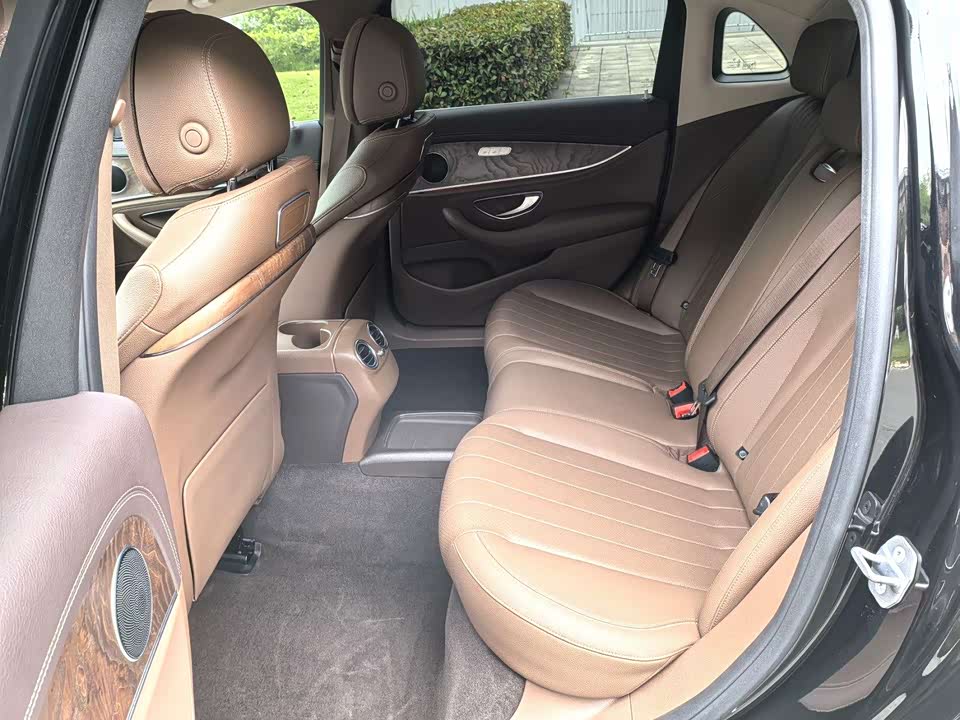 Mercedes-Benz E-class Mercedes-Benz E-class