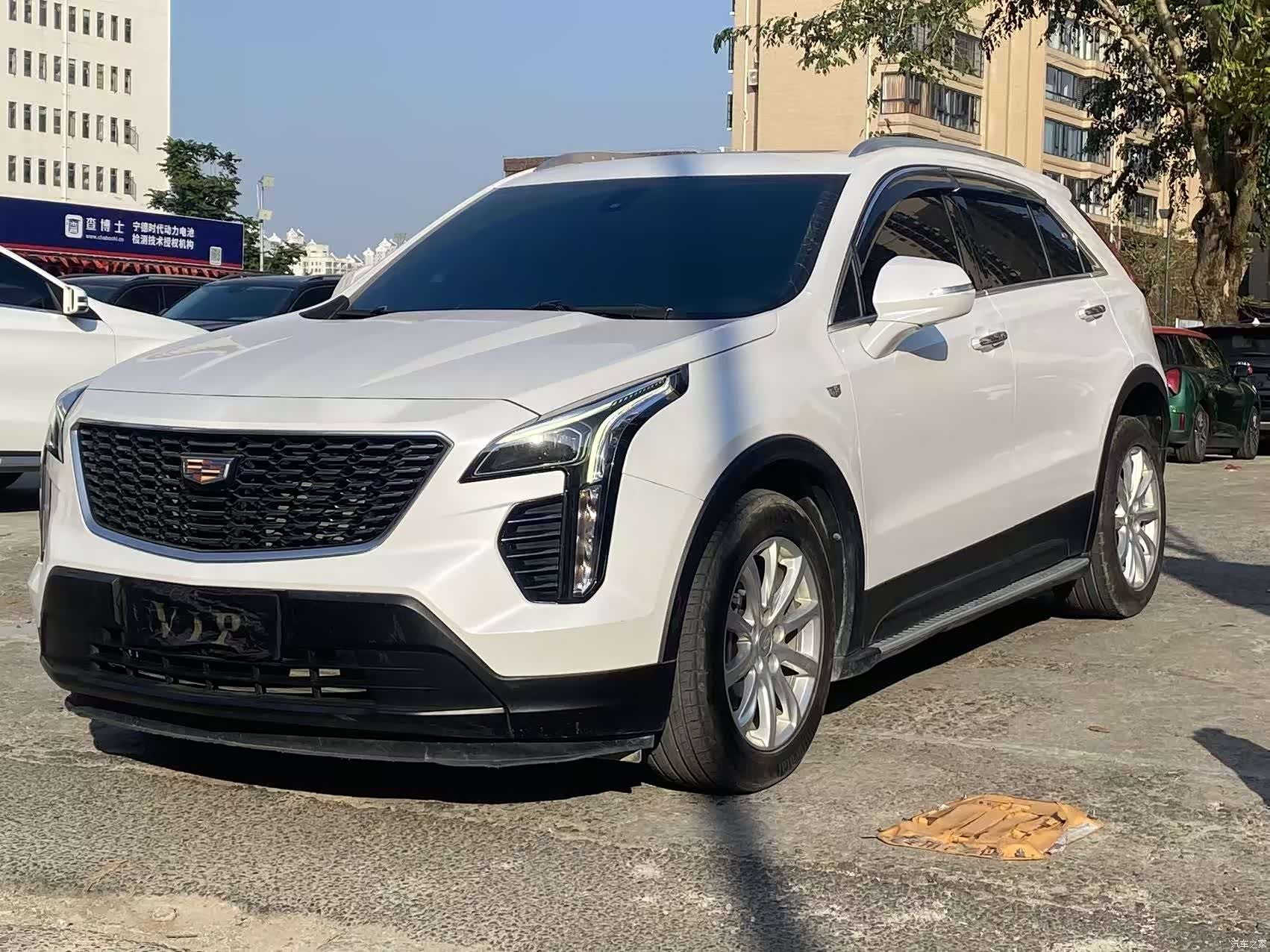Cadillac XT4, 2022 10