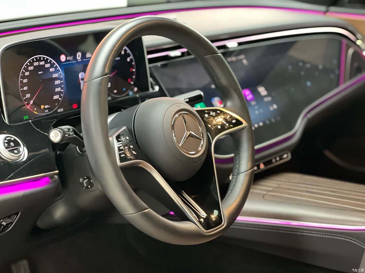 Mercedes-Benz E-Class, 2024 7
