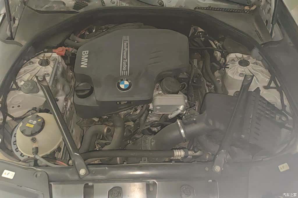 BMW 5 Series, 2016 10