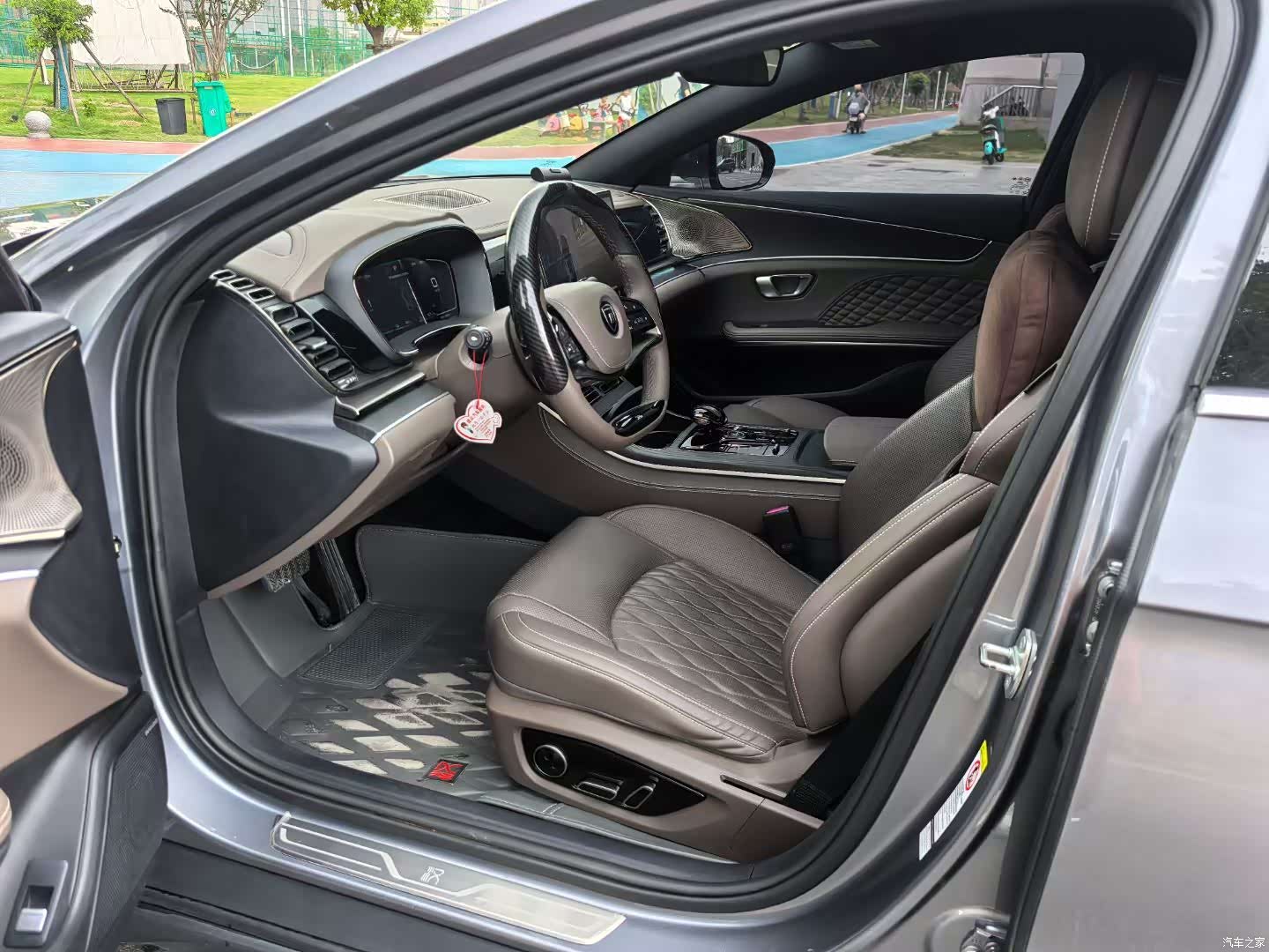 BYD Han, 2022 все фото