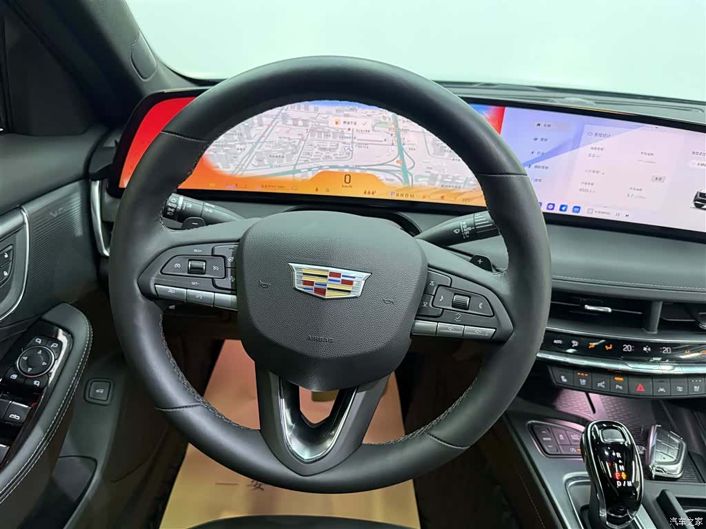 Cadillac CT5, 2025 14