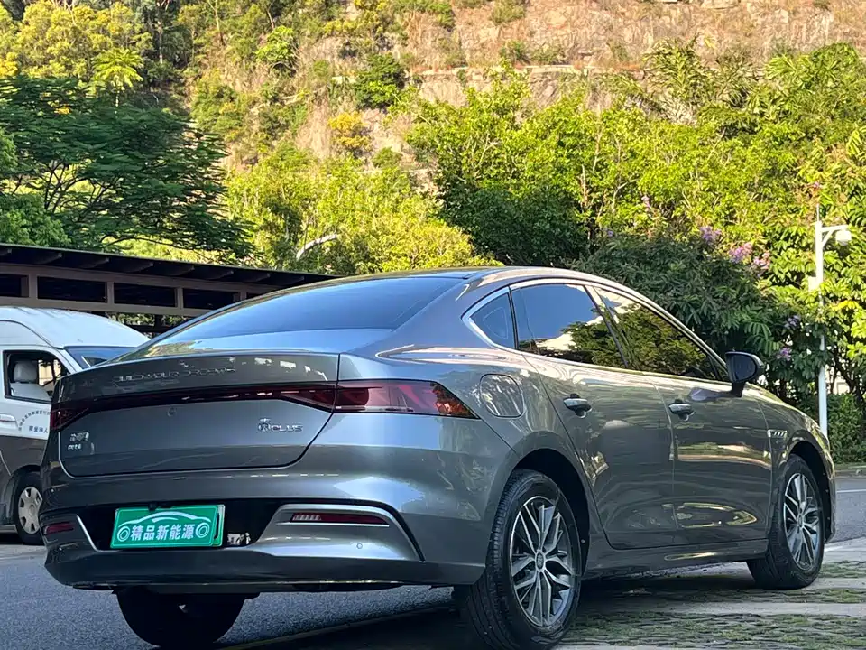 BYD Qin Yuan BYD Qin Yuan