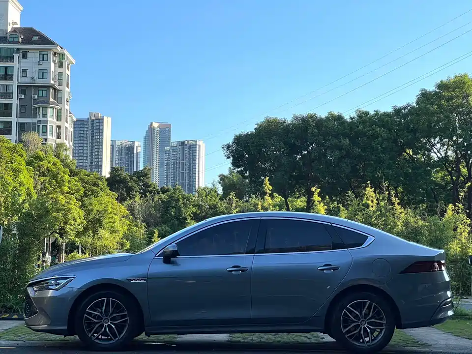 BYD Qin Yuan BYD Qin Yuan