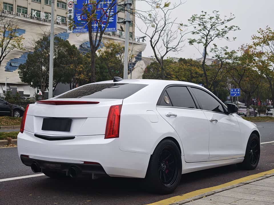 Cadillac ATS-L