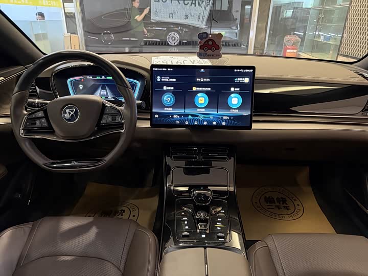 BYD Han 2020 EV chao chang xu hang ban Люкс