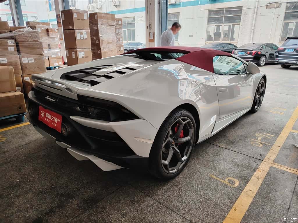 Lamborghini Huracán, 2022 11