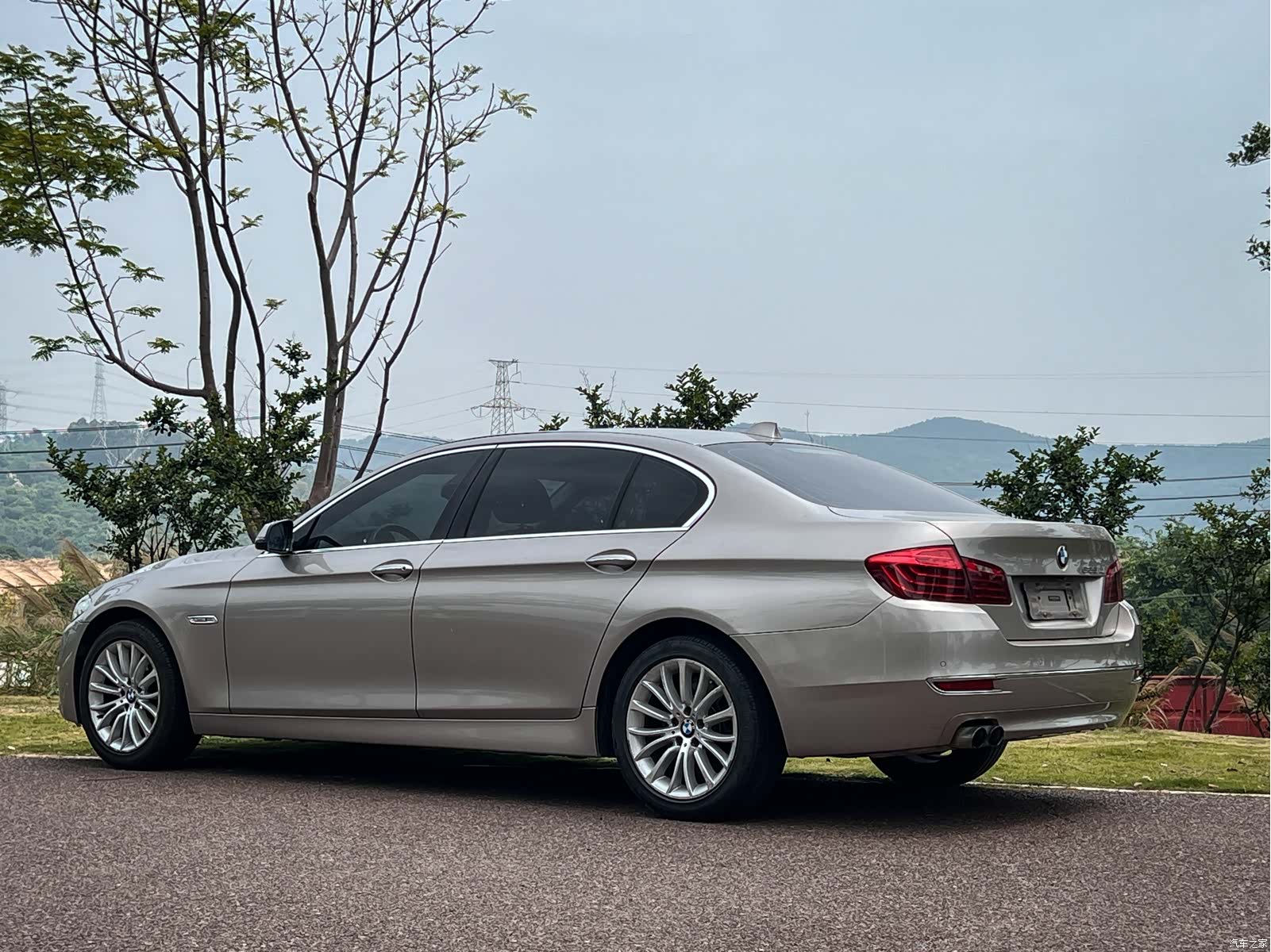 BMW 5 Series, 2014 9