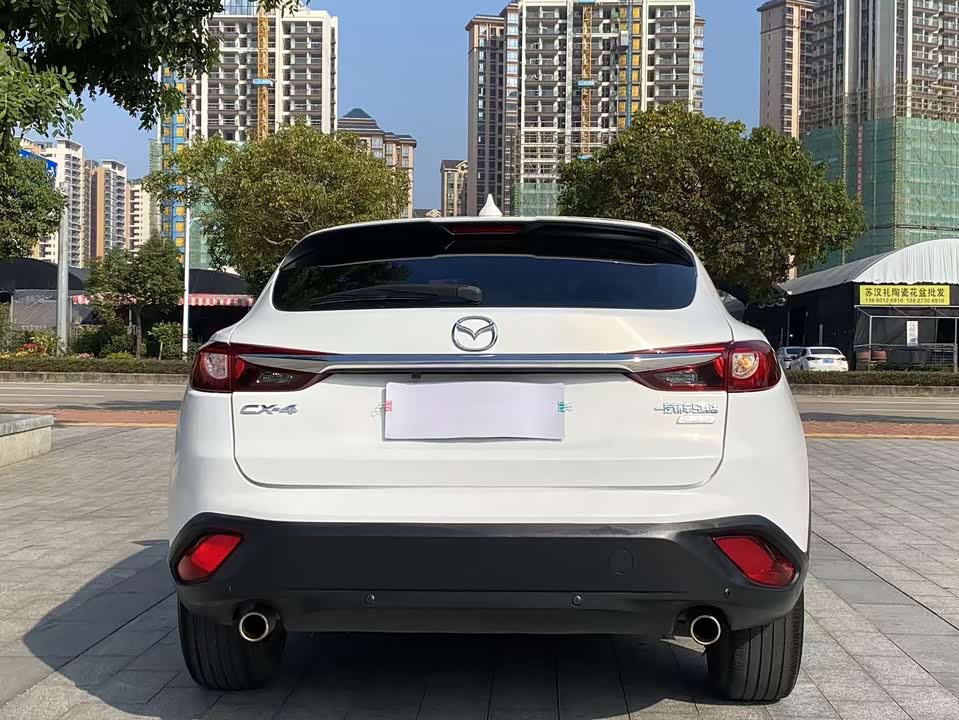 Mazda CX-4