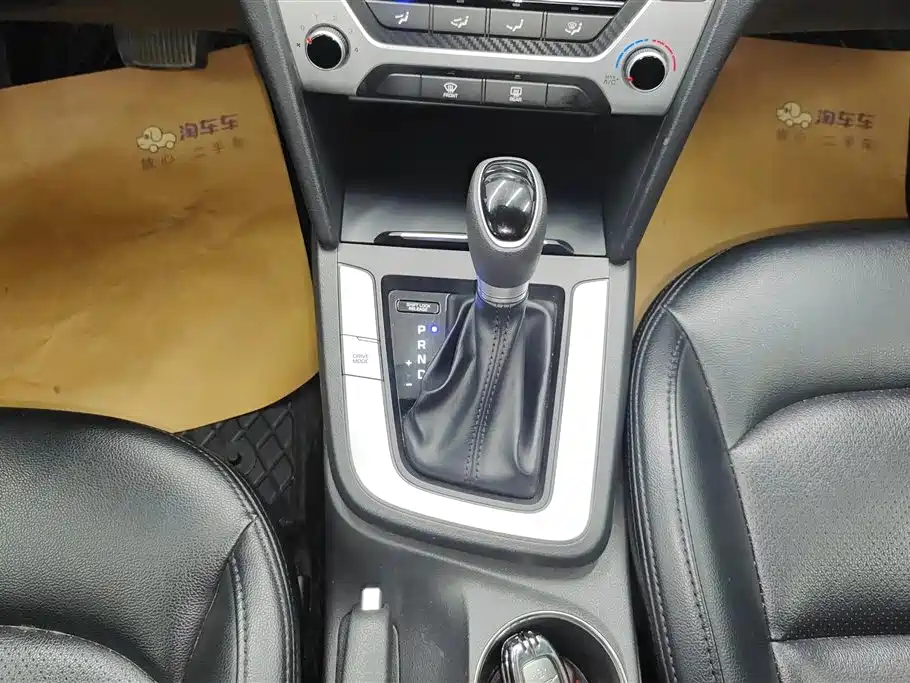 Hyundai Lead