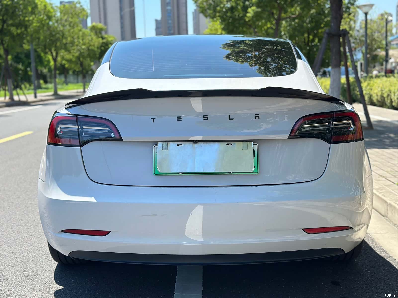 Tesla Model 3, 2021 все фото