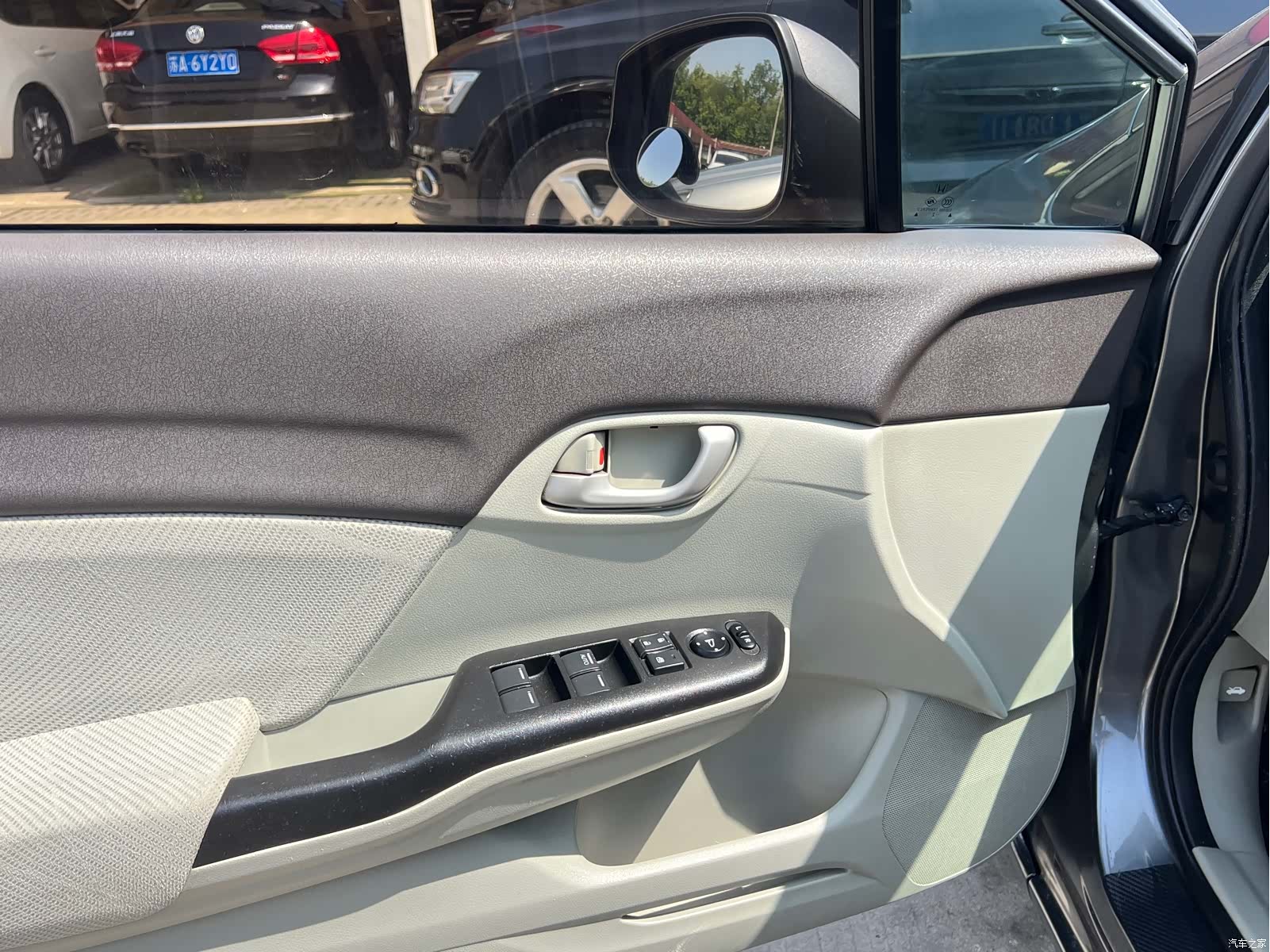 Honda Civic, 2012 6