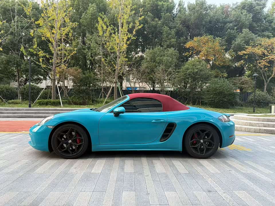 Porsche 718