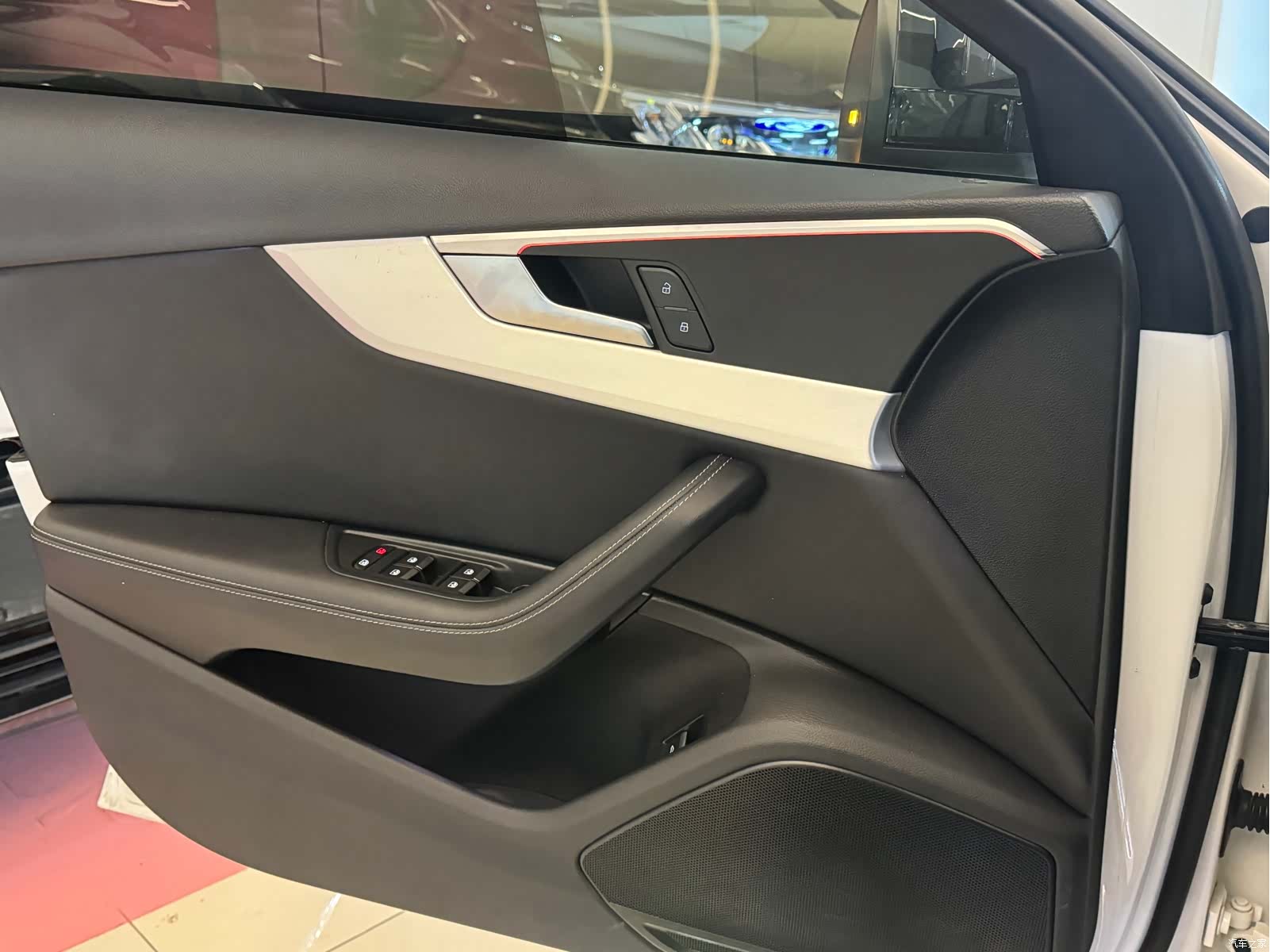 Audi A4L, 2020 8