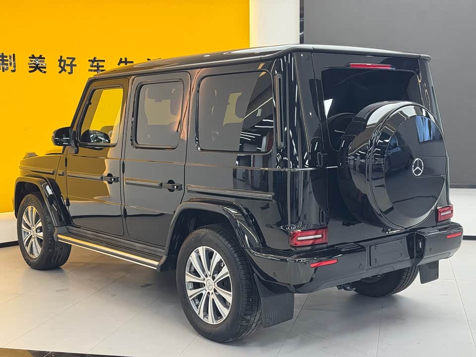 Mercedes-Benz G-class