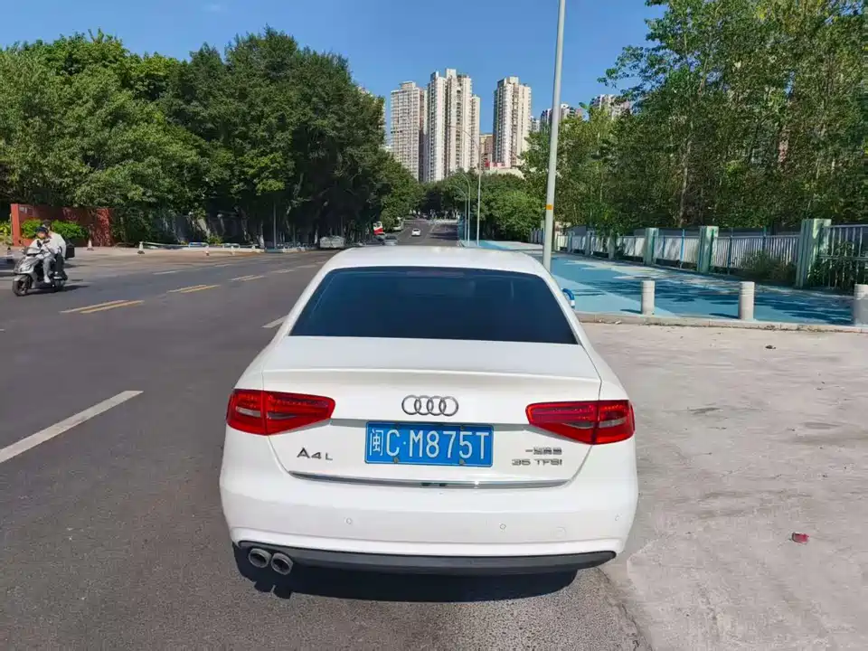 Audi A4L