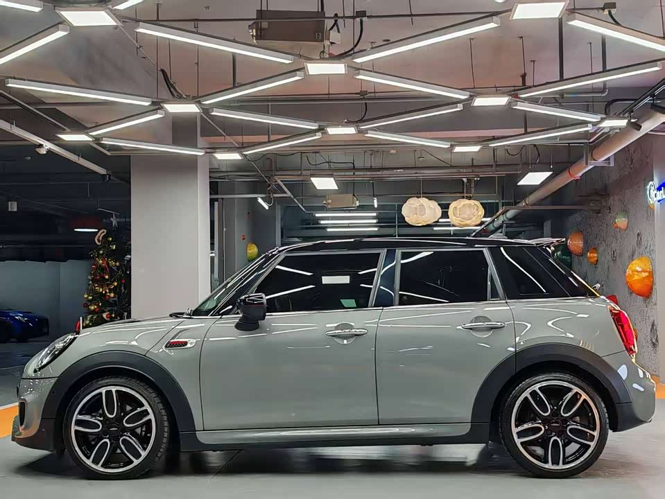 MINI MINI